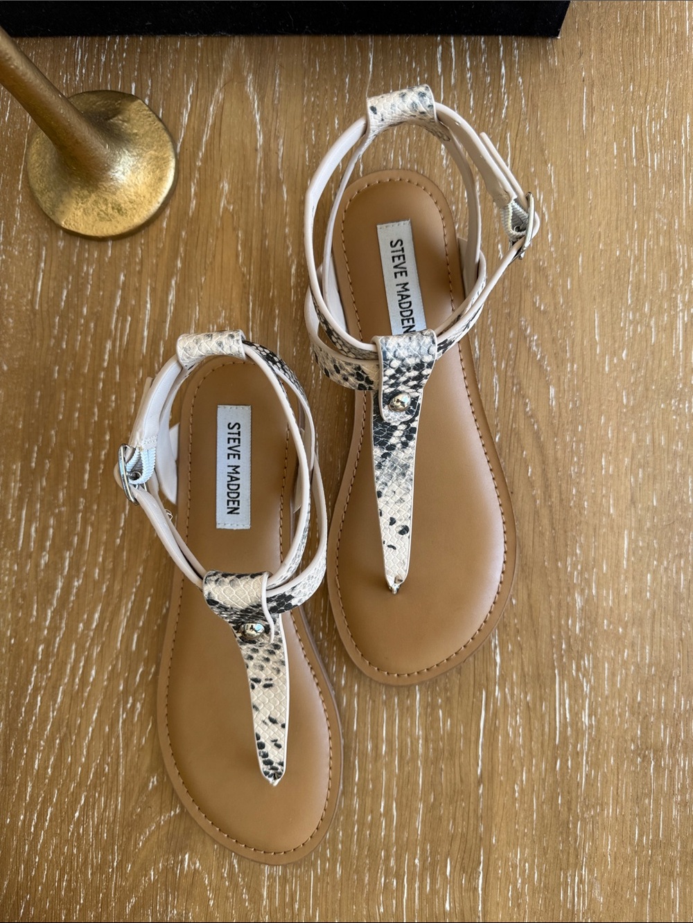 Steve Madden Hidden Natural Snake T-Strap Sandals 7.5 - Picture 7 of 7